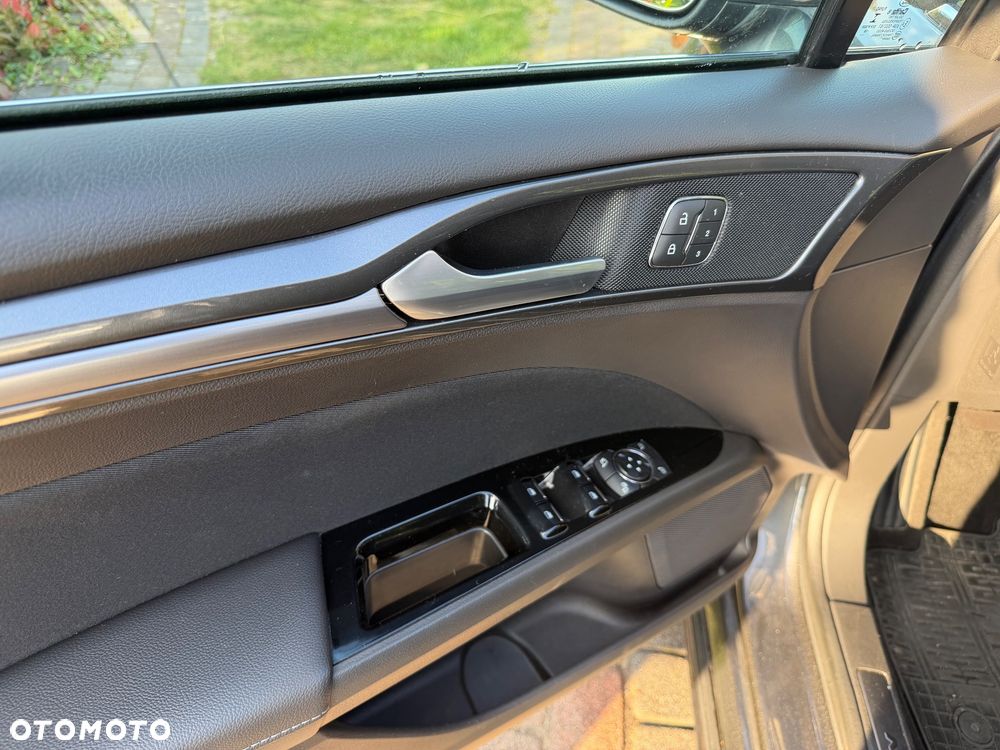 Ford Mondeo - 18
