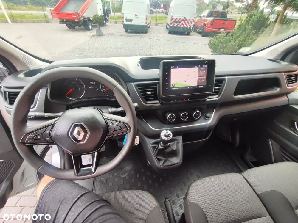 Renault Trafic - 17