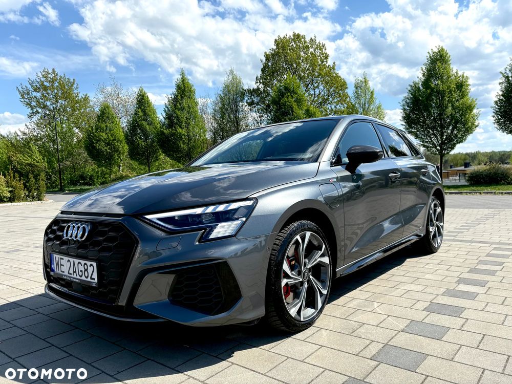 Audi A3 Sportback - 2