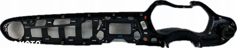 U9 CHEVROLET CAMARO VI 16- RAMKA LICZNIKA SZKIELET DESKI KONSOLI 84225813 - 13
