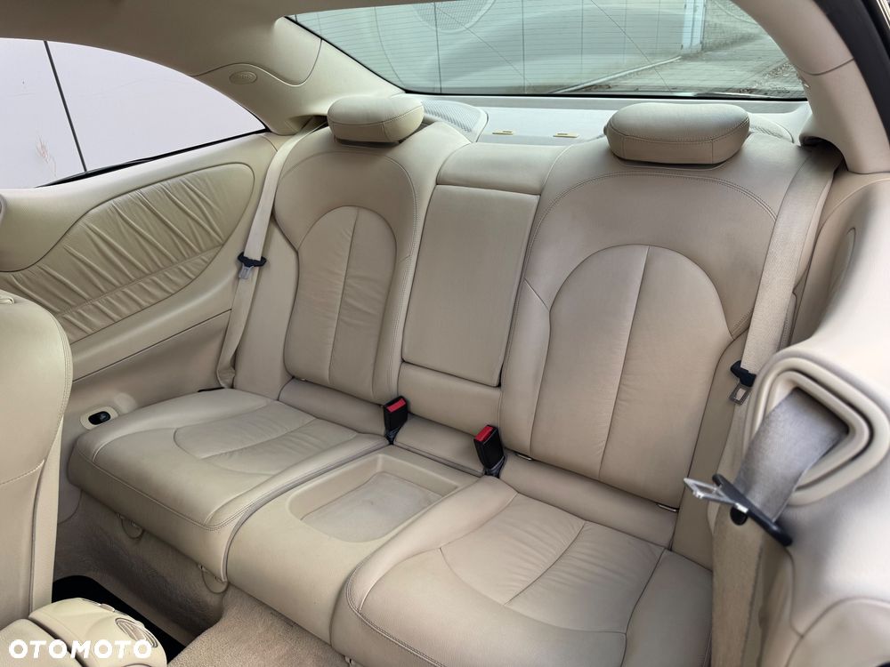 Mercedes-Benz CLK 220 CDI Automatik Elegance - 25