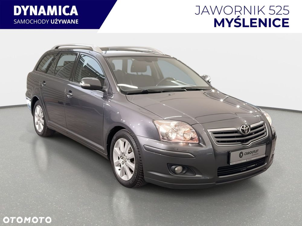 Toyota Avensis - 2