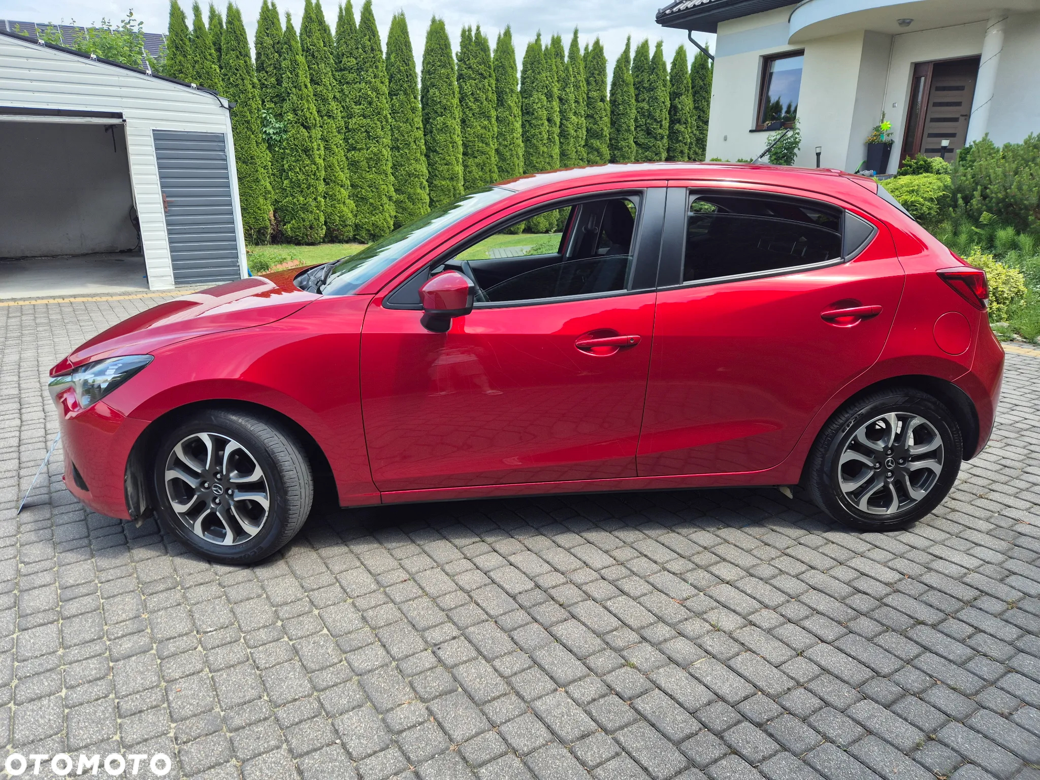 Mazda 2 SKYACTIV-G 90 Exclusive-Line - 8