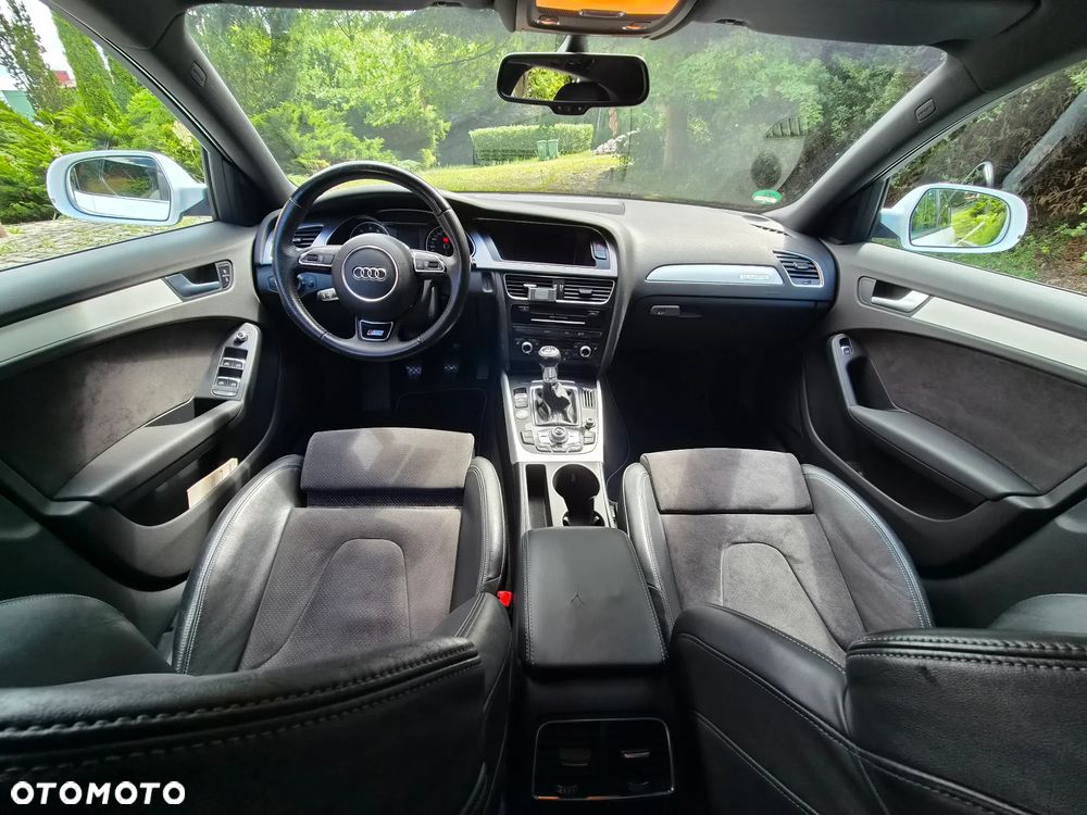 Audi A4 Avant 2.0 TFSI Quattro - 7