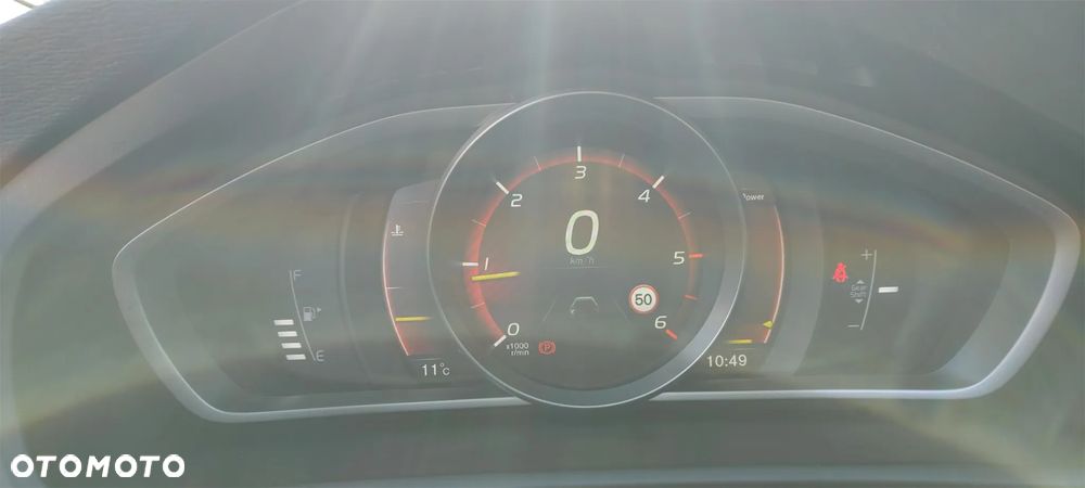 Volvo V40 D2 Momentum - 20
