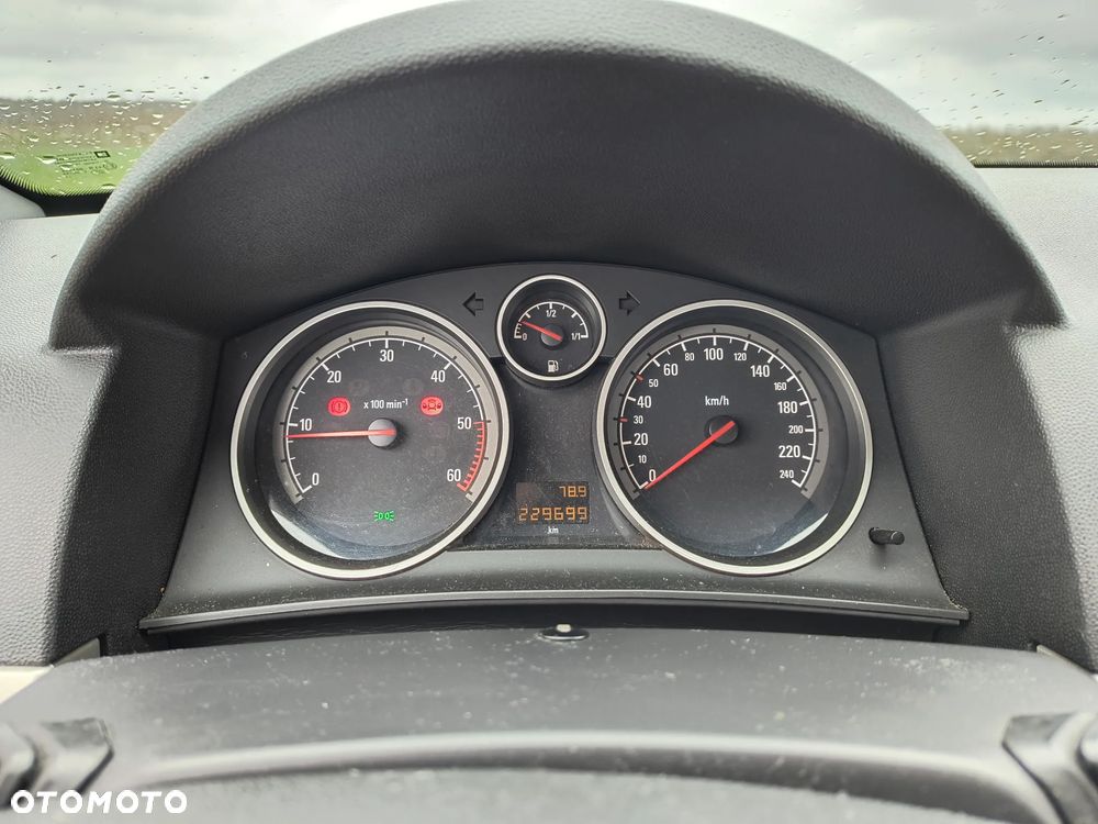 Opel Astra 1.7 CDTI Enjoy - 6