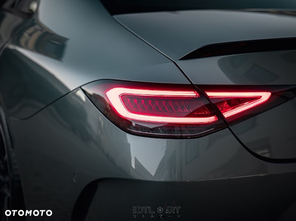 Mercedes-Benz CLS - 24