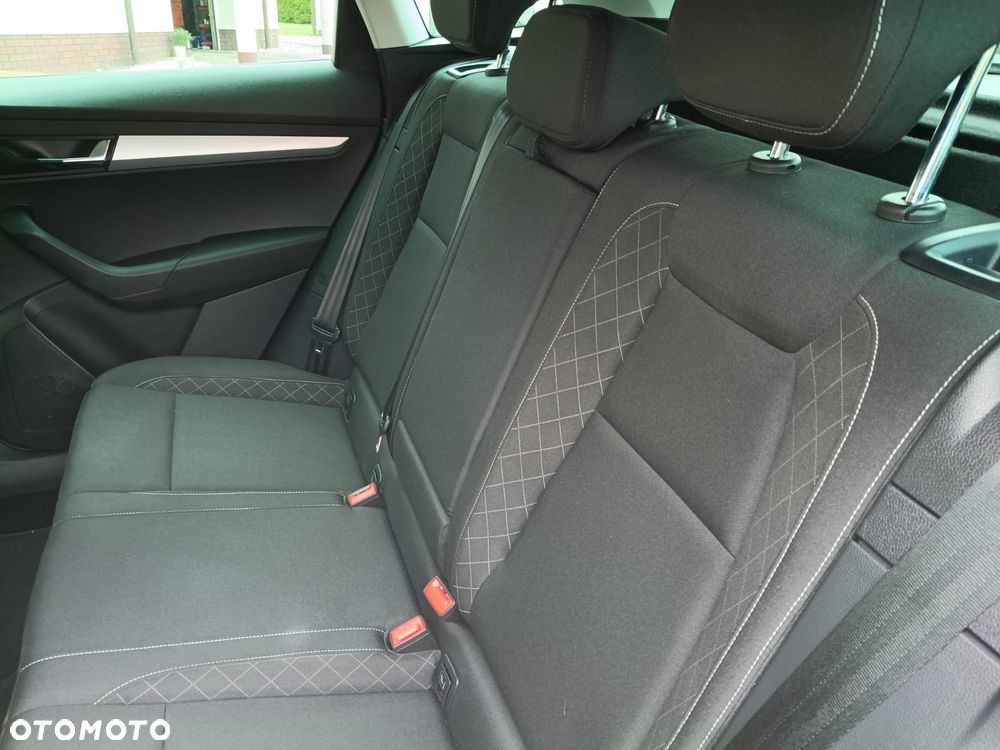 Skoda Karoq 2.0 TDI SCR 4x4 DSG Style - 29