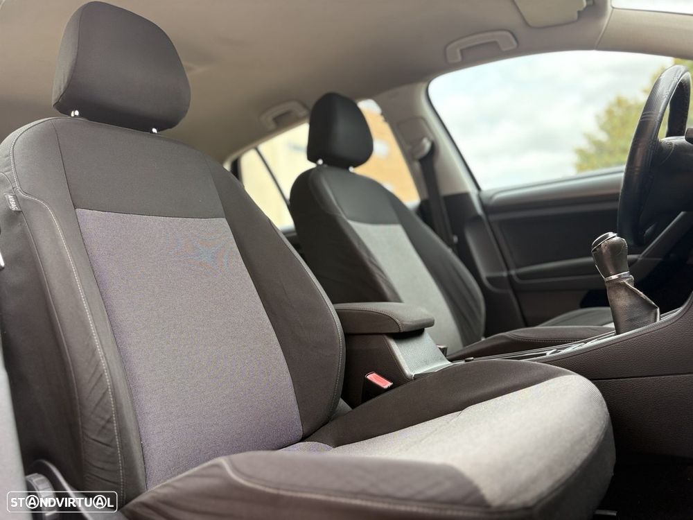 VW Golf 1.6 TDi BlueMotion Trendline - 10