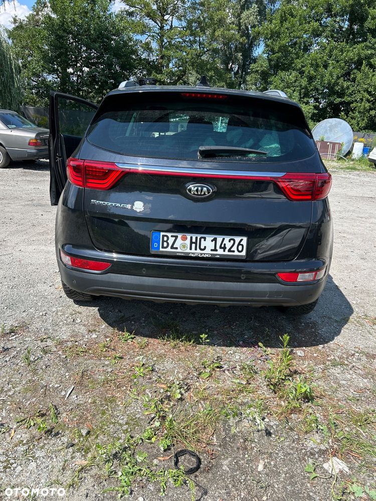 Kia Sportage 1.6 GDI Black Edition 2WD - 4