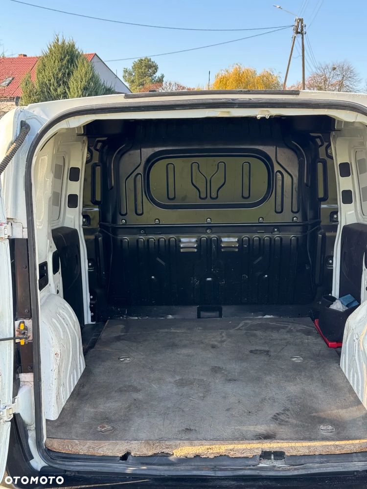 Opel Combo D VAN - 8