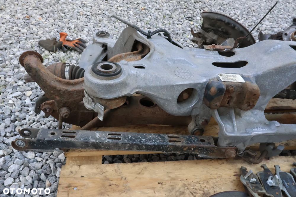 VOLVO XC70 V70 4X4 00-08 2.5 2.4 D5 SANKI BELKA KOŁYSKA ZAWIESZENIA TYŁ TYLNA WAHACZE TRAWERS WÓZEK KOMPLETNA - 2