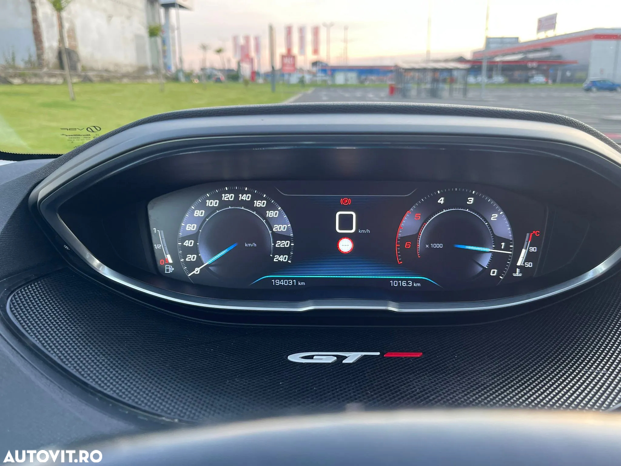Peugeot 3008 BlueHDi 150 Stop & Start Style - 12