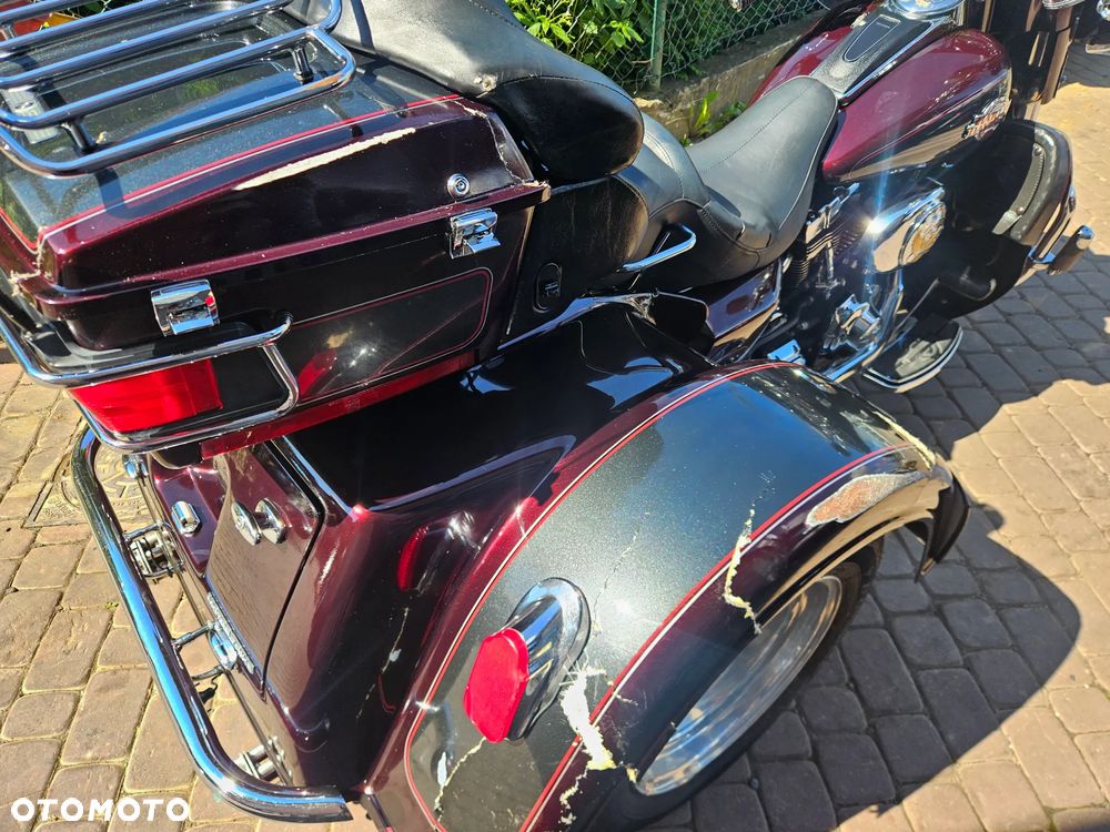 Harley-Davidson FLH Electra Glide - 17