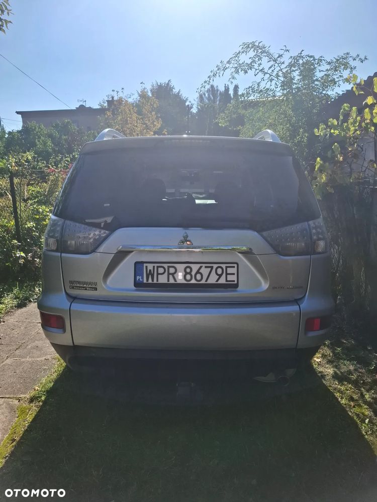 Mitsubishi Outlander 2.4 4WD Intense - 5