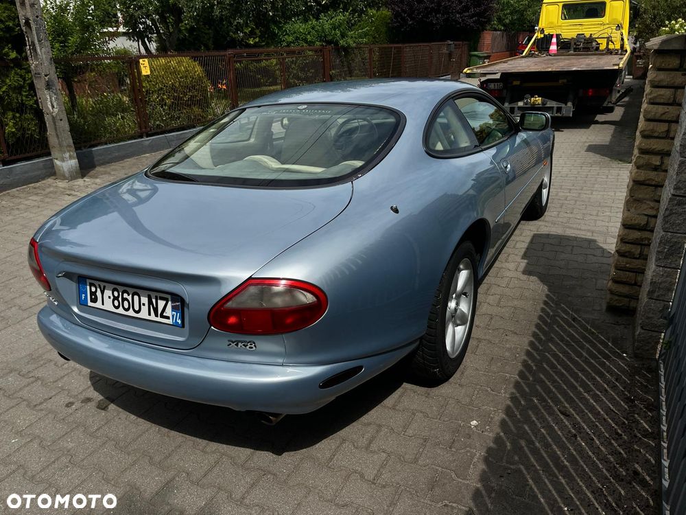 Jaguar XK8 - 18