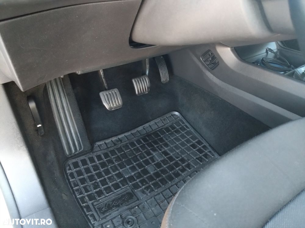 Ford Mondeo 2.0 TDCi Titanium - 15