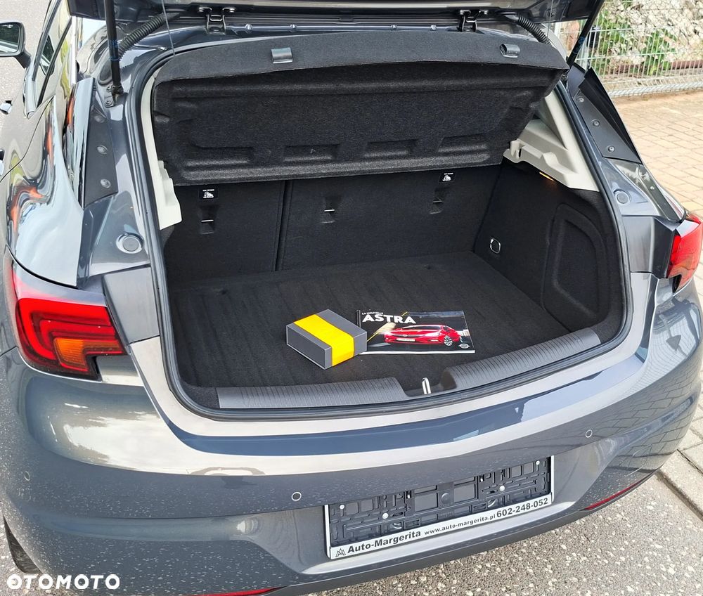 Opel Astra 1.4 Turbo Business - 22