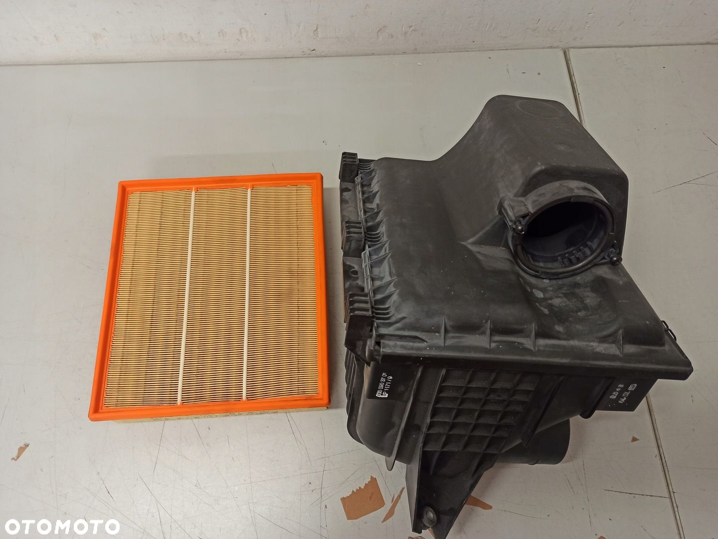 OBUDOWA FILTRA POWIETRZA  FILTR MERCEDES SPRINTER A0000903701 - 4