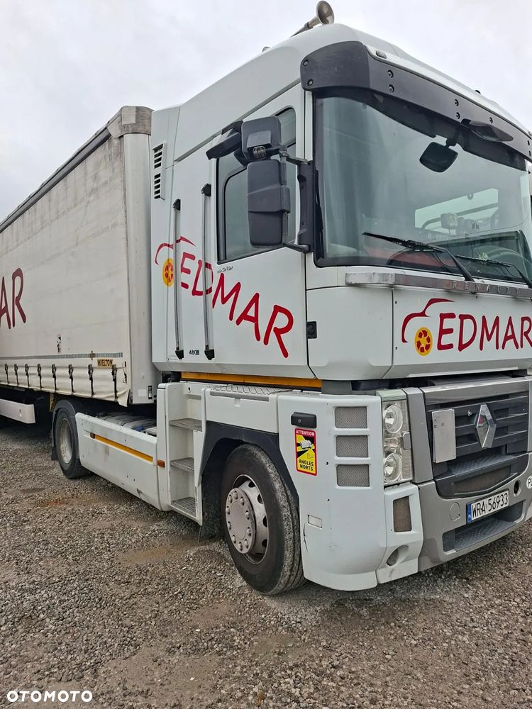 Renault MAGNUM - 1