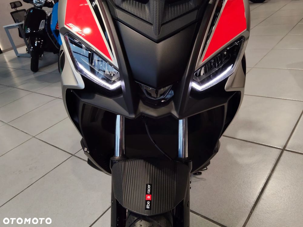 Aprilia SR - 18