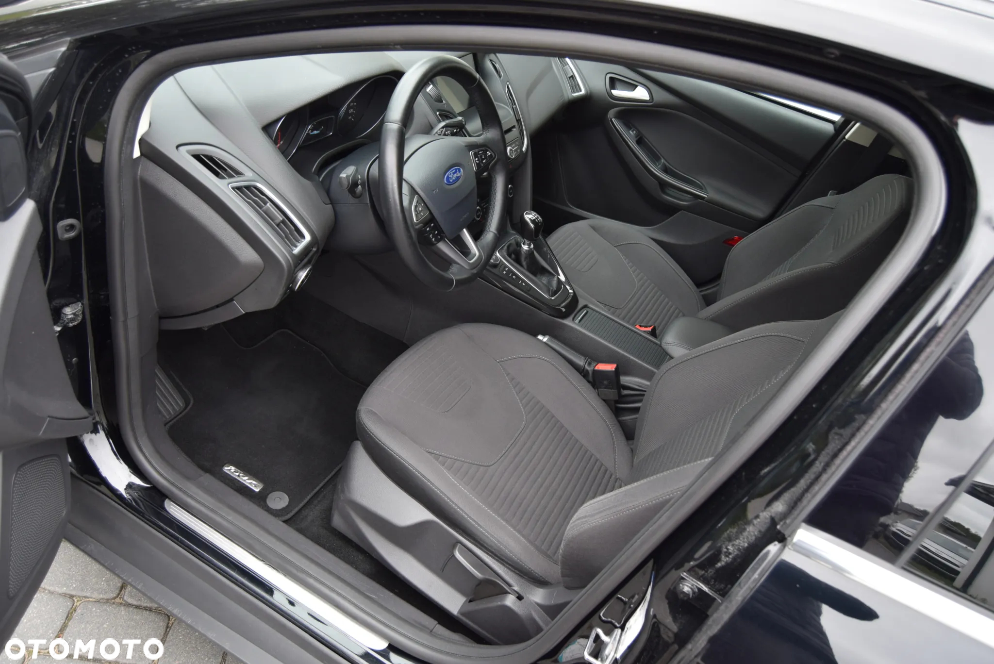 Ford Focus 1.0 EcoBoost Start-Stopp-System TITANIUM - 7