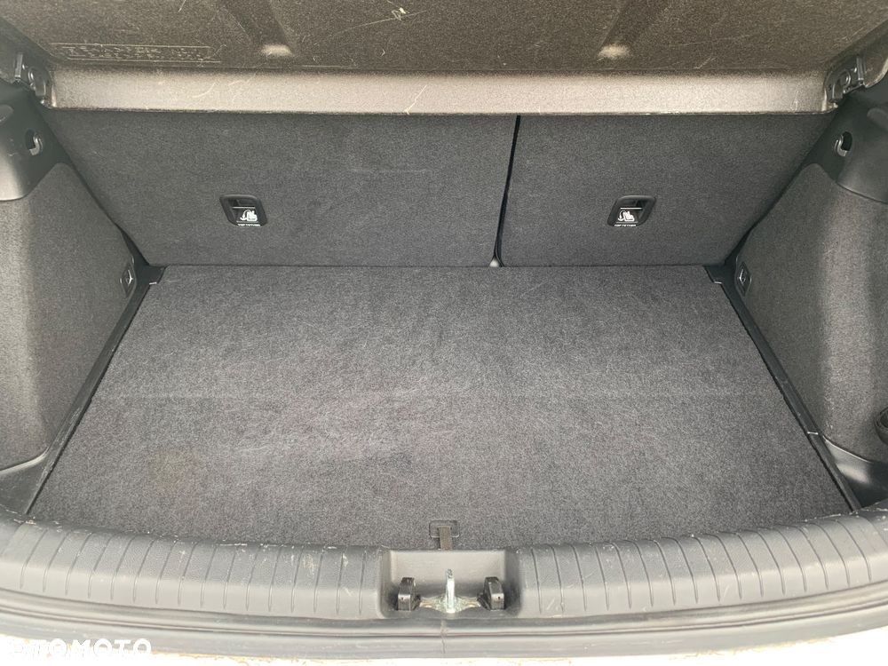 Hyundai i20 - 15
