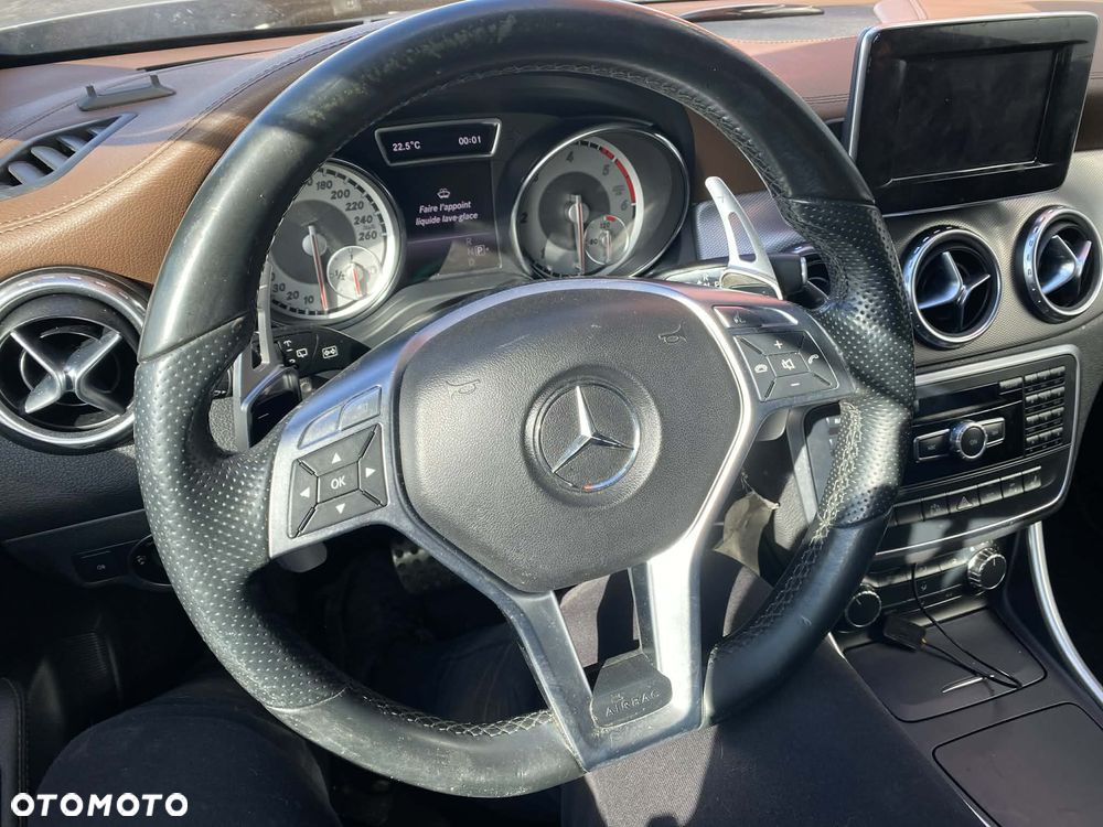 Mercedes-Benz GLA 200 CDI 7G-DCT Edition 1 - 16