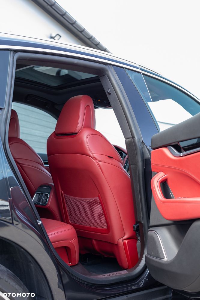 Maserati Levante S Granlusso - 16