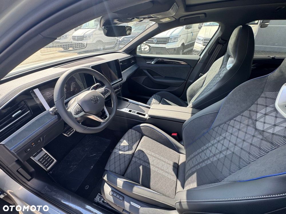 Volkswagen Passat Variant 1.5 TSI eHybrid PHEV 200kW R-Line Plus DSG - 8