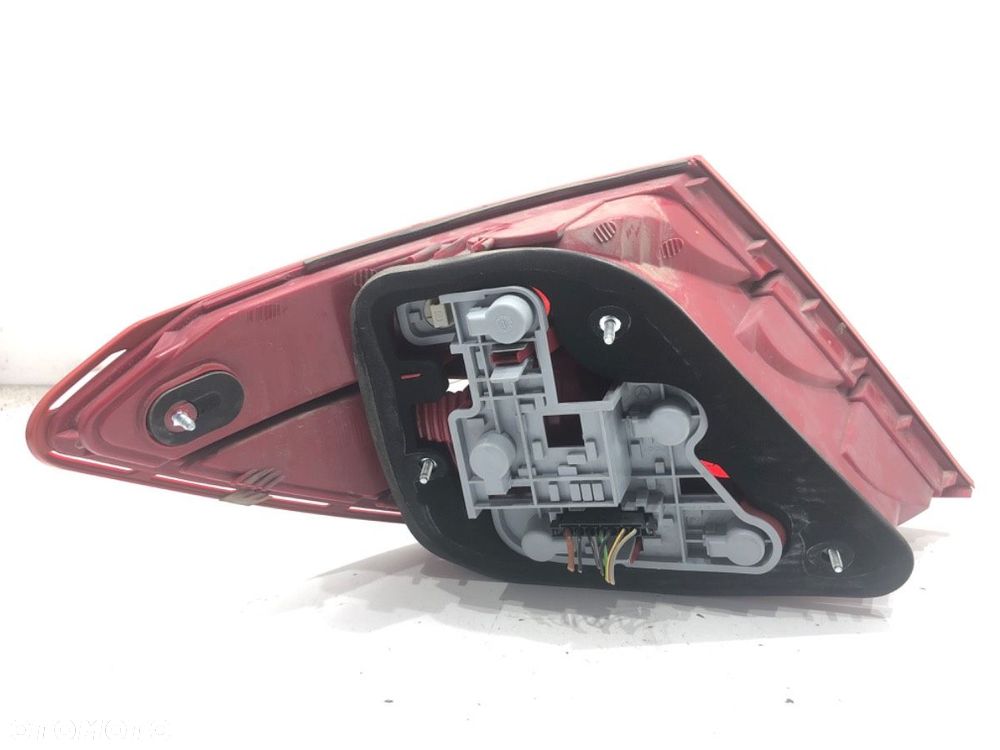 LAMPA PRAWY TYŁ  MERCEDES-BENZ KLASA C (W204) 2007 - 2015 C 200 Kompressor (204.041) 135 kW [184 - 3