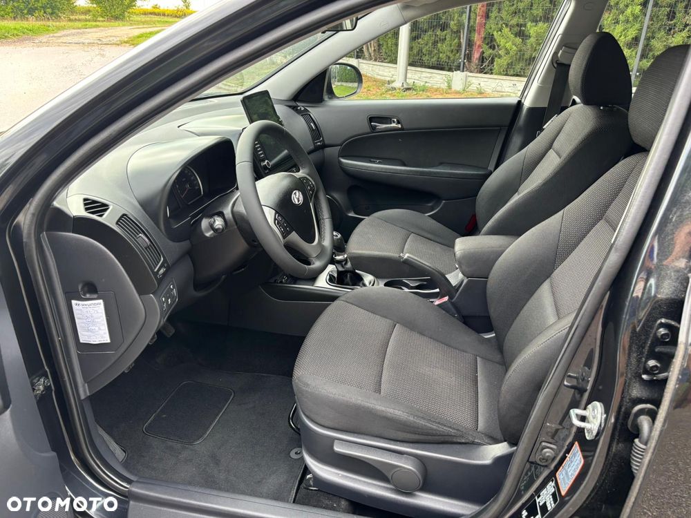 Hyundai i30 1.6 blue Comfort - 6