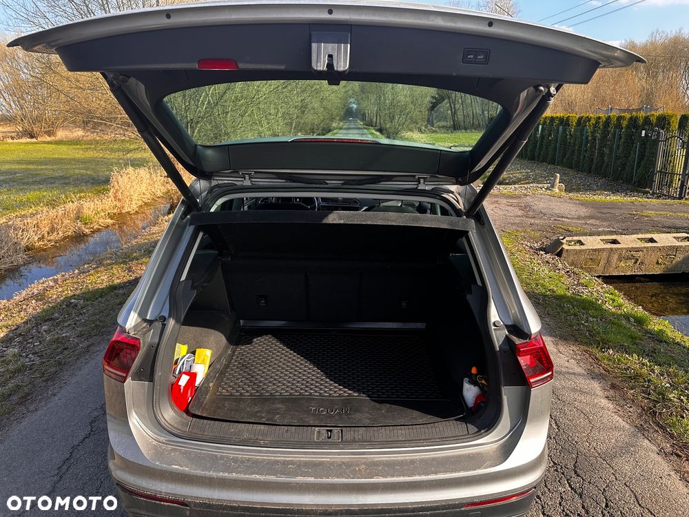 Volkswagen Tiguan - 8