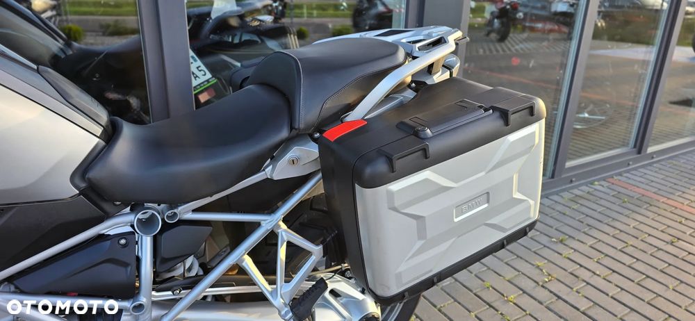 BMW R - 38