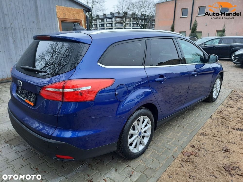 Ford Focus 1.5 EcoBlue Start-Stopp-System TITANIUM - 12