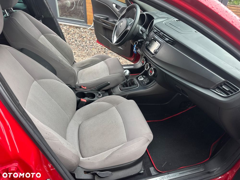 Alfa Romeo Giulietta 1.6 JTDM 16V - 39