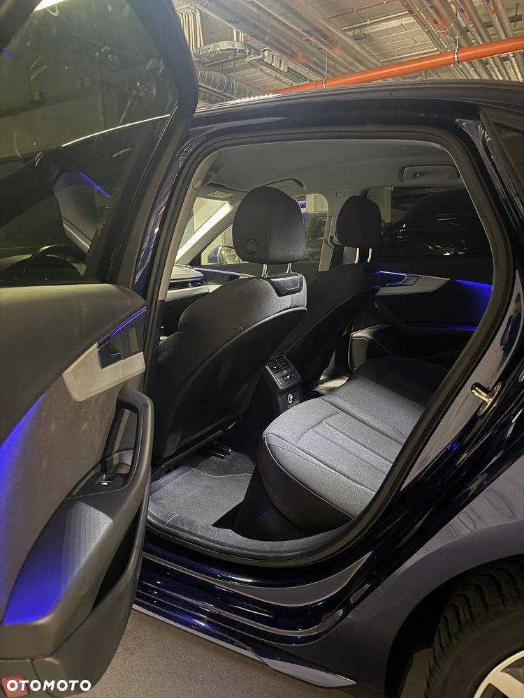 Audi A4 Limousine - 6