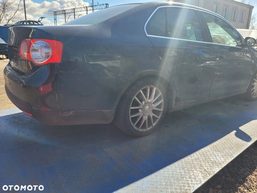 Części- Volkswagen Jetta  Pojemność: 1896  Moc: 77kW  Rok: 2007  Diesel - 3