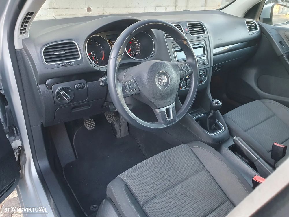VW Golf 1.6 TDi Confortline - 19