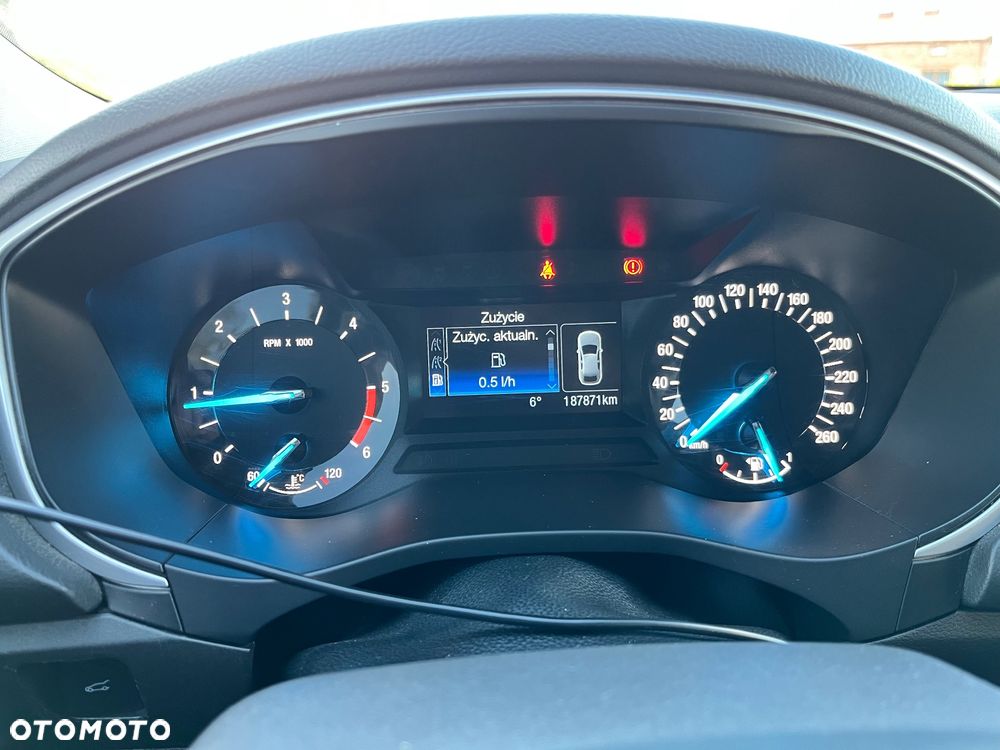 Ford Mondeo 2.0 EcoBlue Titanium - 12