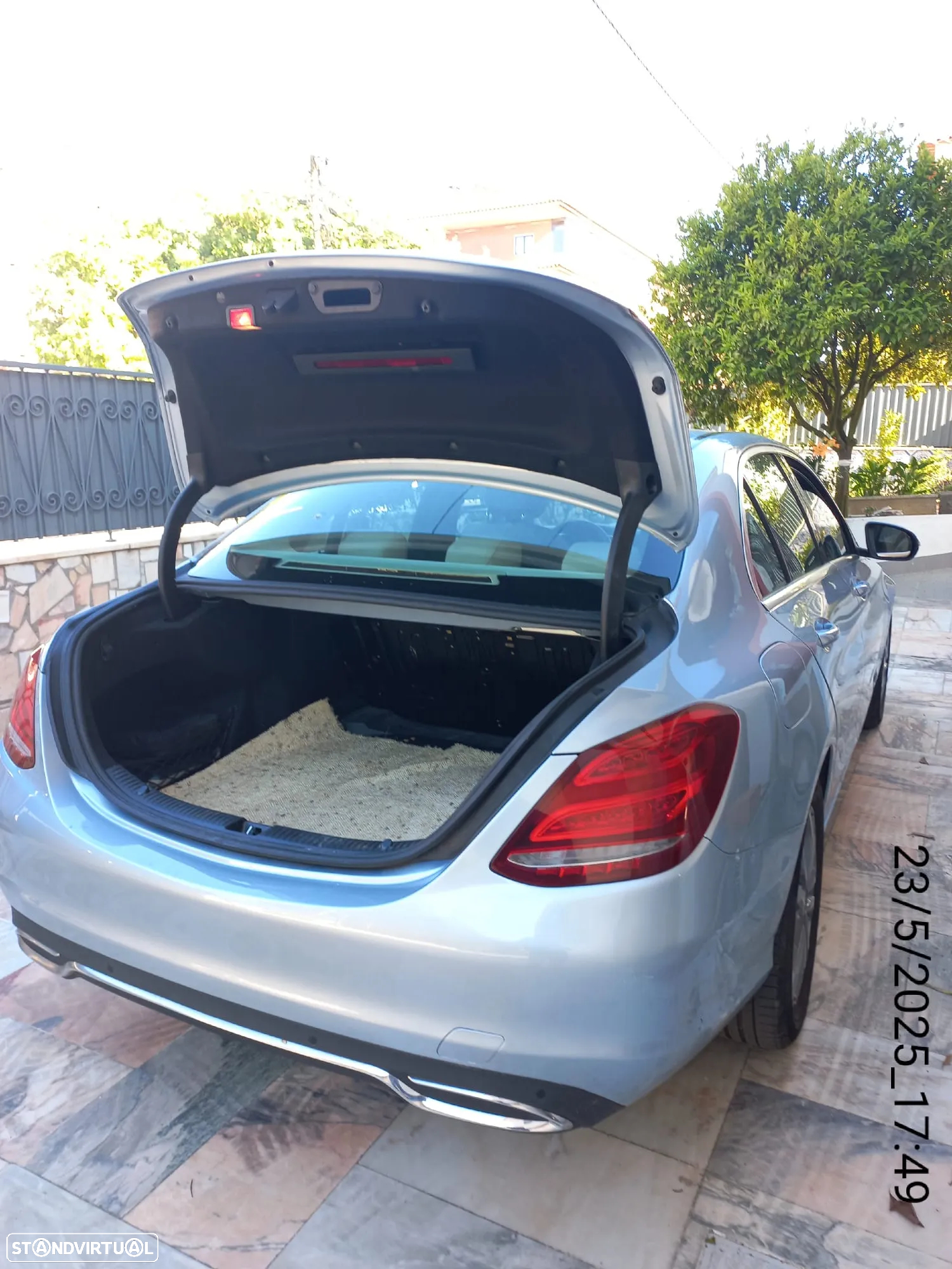 Mercedes-Benz C 200 - 4