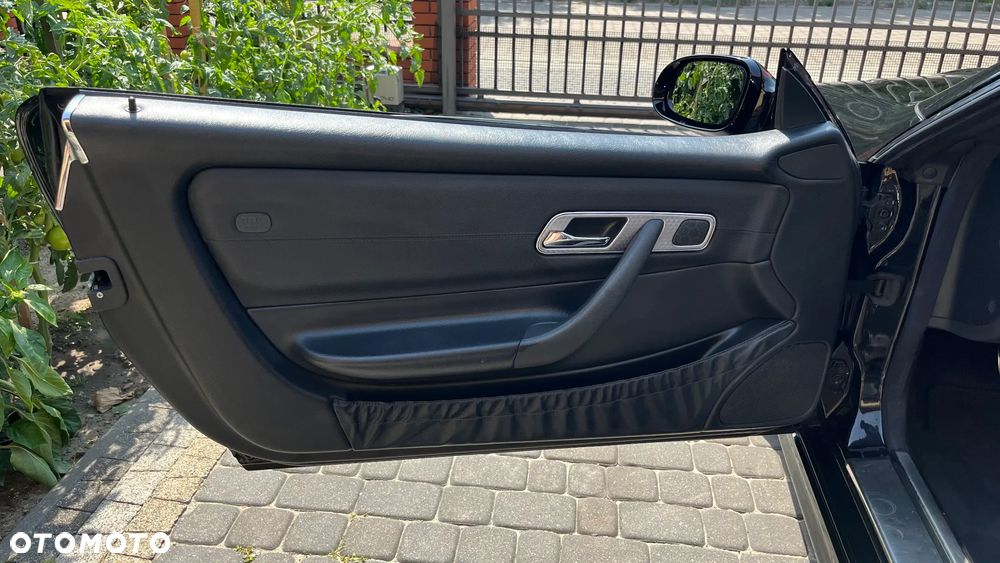 Mercedes-Benz SLK - 18