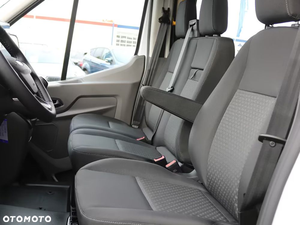 Ford TRANSIT TREND BRYGADÓWKA 2.0 ECOBLUE 130KM M6 RWD 350 L4 - 12