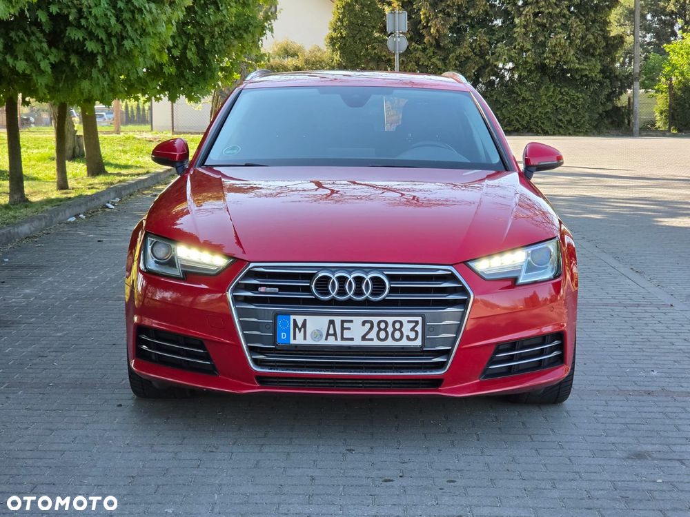 Audi A4 Avant 2.0 TFSI ultra S tronic design - 2