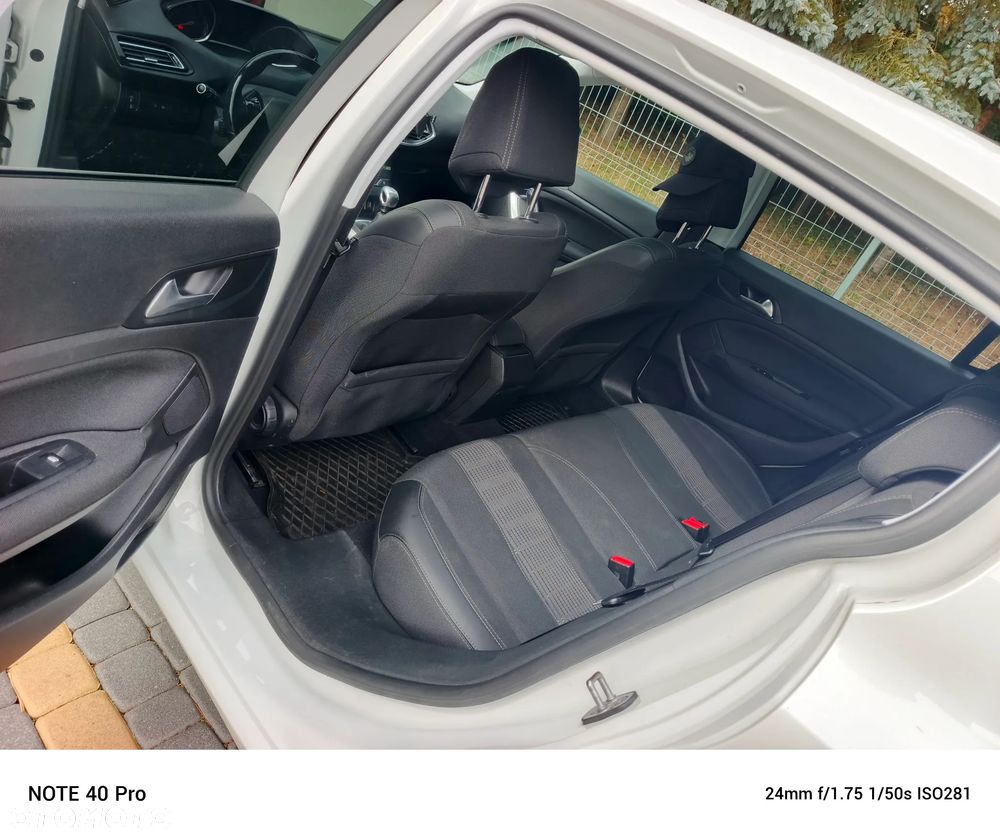Peugeot 308 - 12