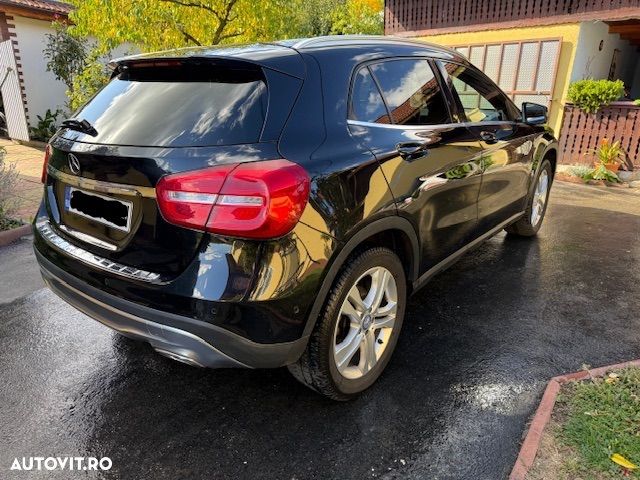 Mercedes-Benz GLA 220 CDI 4Matic 7G-DCT - 4