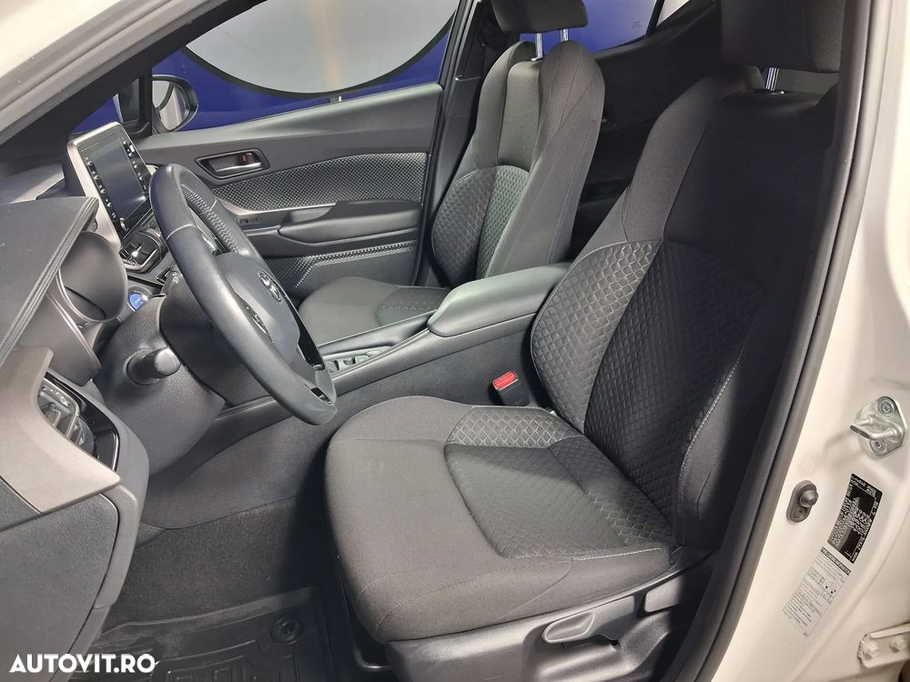 Toyota C-HR 1.8 HSD 122 CP 4x2 CVT C-enter - 11