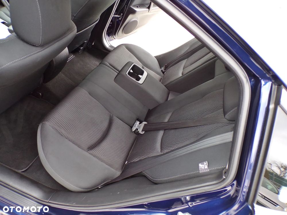 Mazda 6 Sport 1.8 Comfort - 26