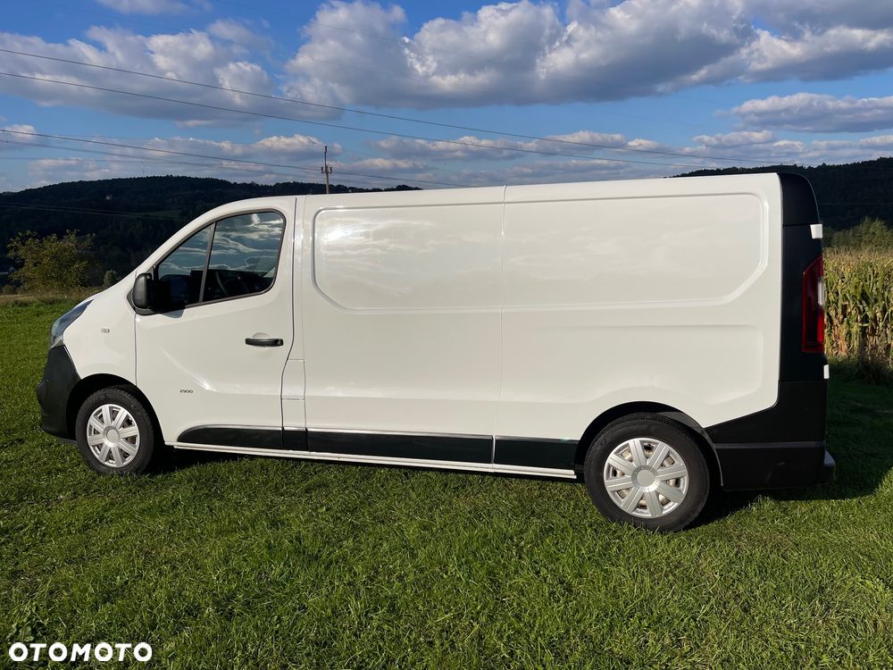 Renault Trafic - 10