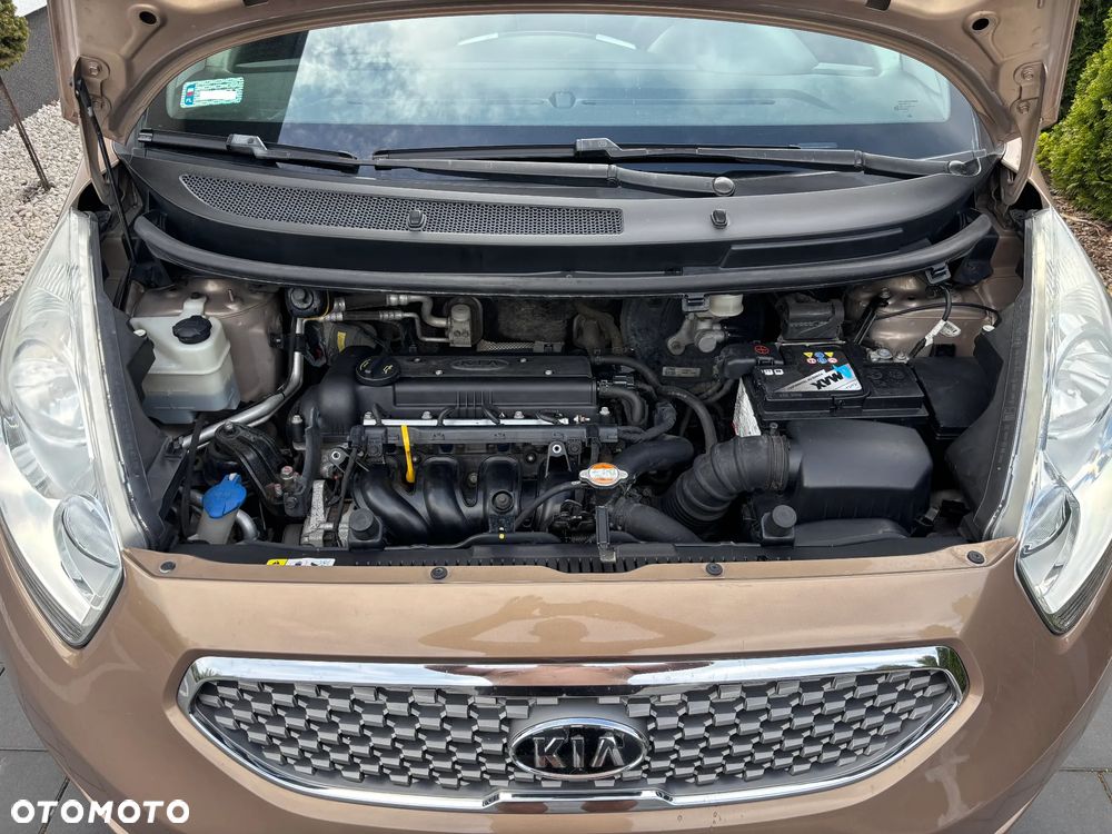 Kia Venga 1.4 L - 11